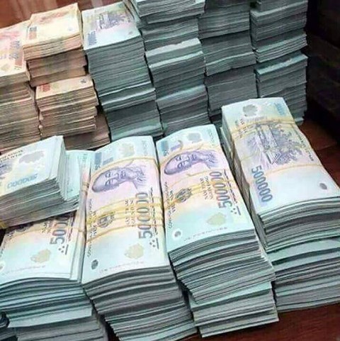 Tăng mức lương cơ sở lên 1,8 triệu đồng/tháng 